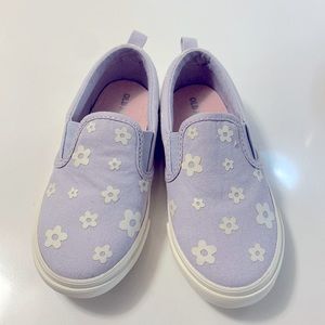 Brand new kids old navy shoes